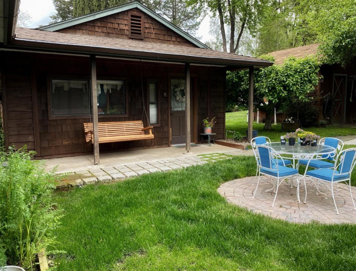Dunmovin' Oregon Grants Pass Exterior photo